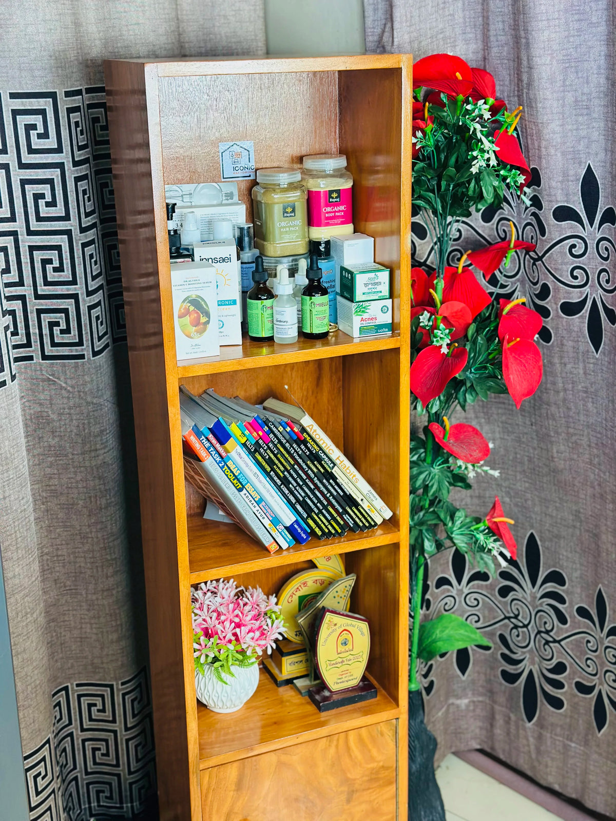 ১০০% সলিড মেহগনি কাঠের প্রিমিয়াম বুক শেলফ! image 4