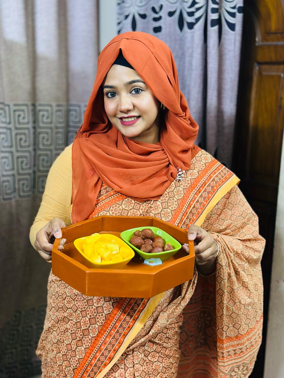 কাঠের প্রিমিয়াম - রাউন্ড শেপ ট্রে